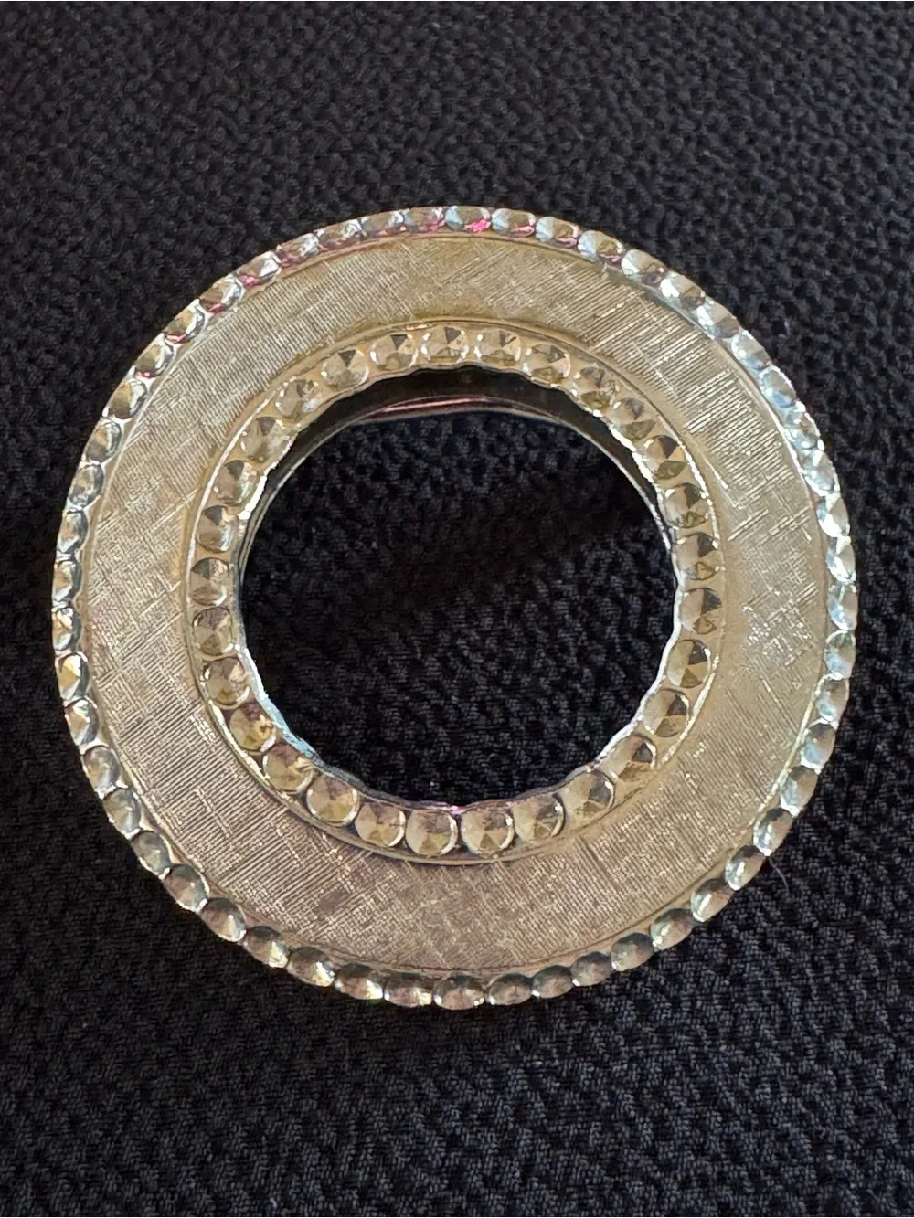 Vintage Silver Circle Brooch with Diamond Cut Border